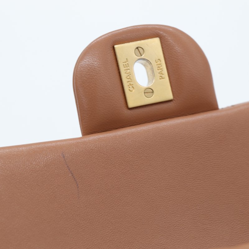 全網最低（限時特價♥️金球 CF）Chanel 香奈兒 Classic Flap CF 20cm 金球 CF 奶茶色 牛皮 金釦 鏈條包 斜背包-17