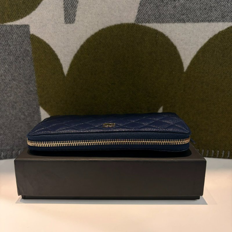 CHAENL 荔枝皮銀釦拉鏈長夾 藍-2