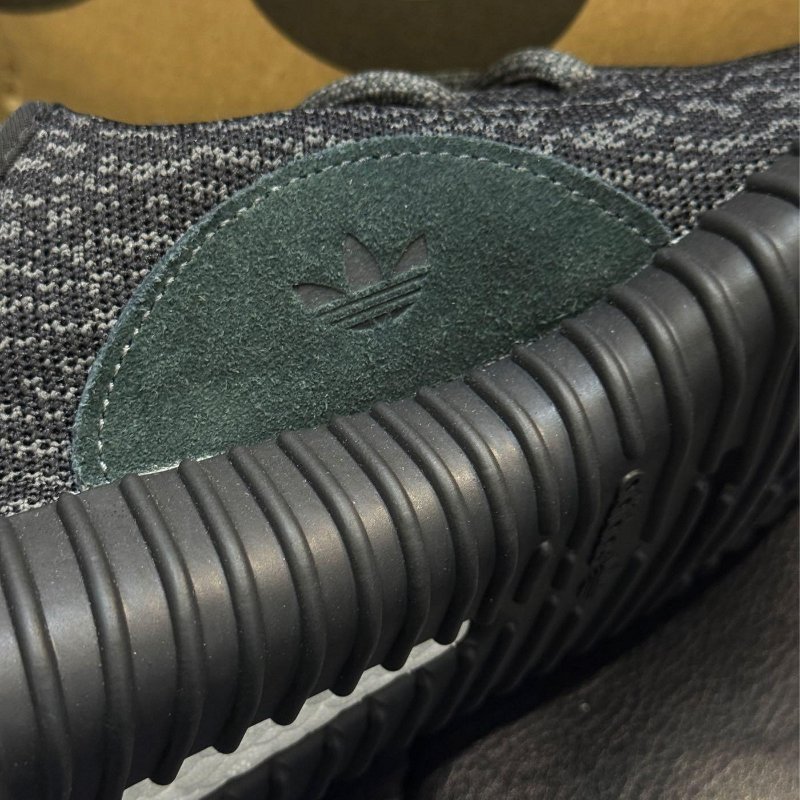 💎Han's house精品服飾💎 Yeezy Boost 350 Pirate Black 黑武士 BB5350 女款 UK 4-5