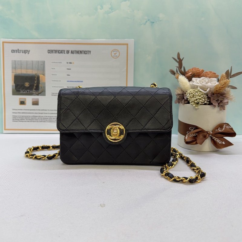 CHANEL 迷你圓扣方胖鏈帶包-0