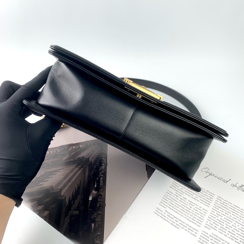 Chanel boy25牛皮黑金-2