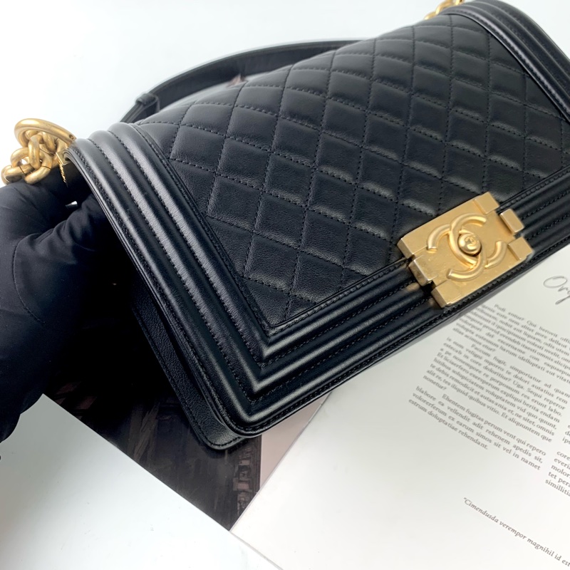 Chanel boy25牛皮黑金-8