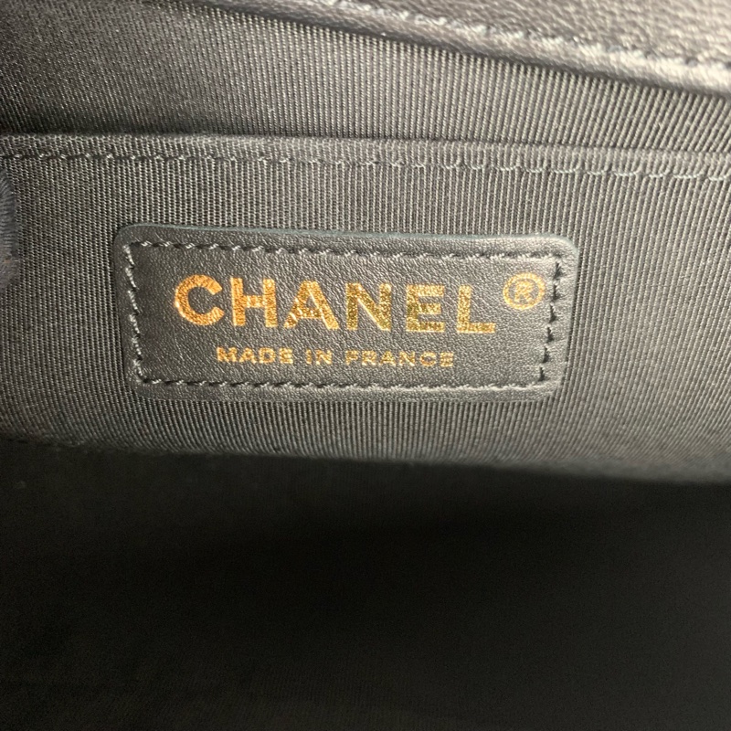 Chanel boy25牛皮黑金-11