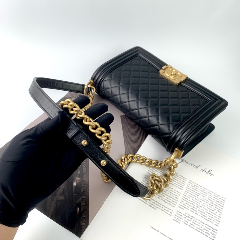 Chanel boy25牛皮黑金-12