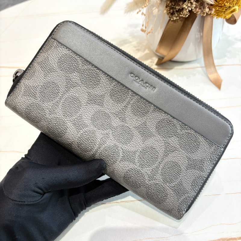 *SHIHNA名牌精品* COACH 灰色老花烙印拉鍊長夾-0