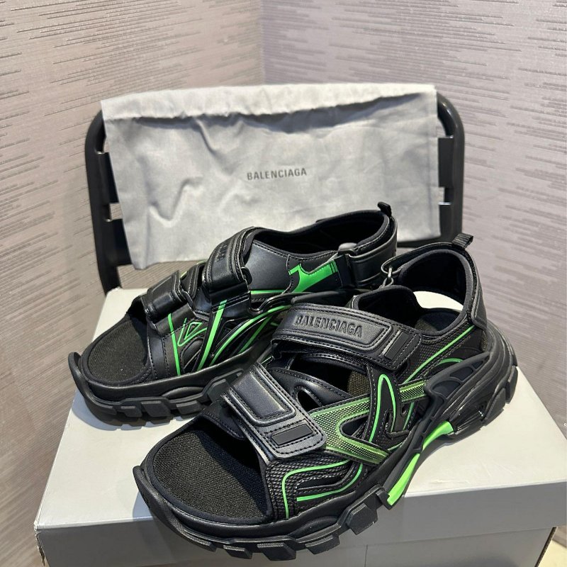 💎Han's house精品服飾💎balenciaga 巴黎世家 老爹 拖鞋 涼鞋 義大利製 現貨42-0