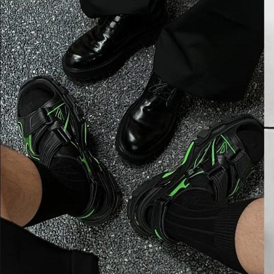 💎Han's house精品服飾💎balenciaga 巴黎世家 老爹 拖鞋 涼鞋 義大利製 現貨42-5