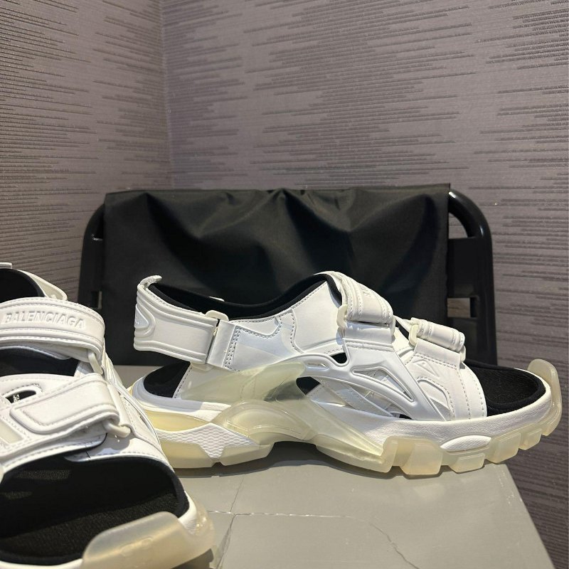 💎Han's house精品服飾💎balenciaga 巴黎世家 老爹 拖鞋 涼鞋 義大利製 現貨42-2