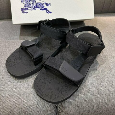💎Han's house精品服飾💎burberry trek 戰馬 拖鞋 義大利製 現貨 43