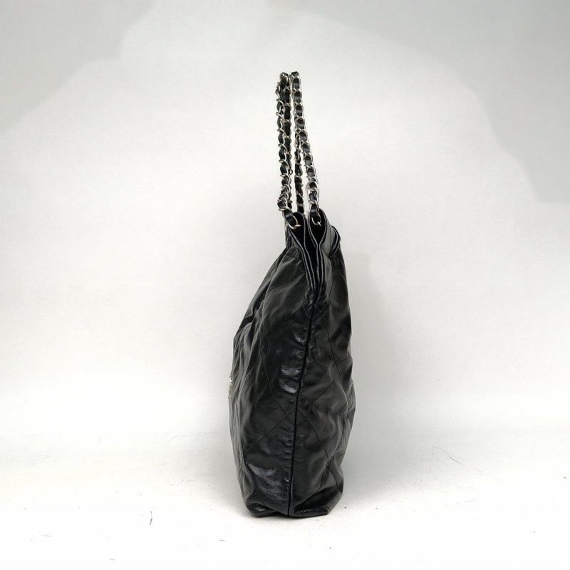 CHANEL 22BagTote托特包中號35黑色牛皮晶片銀扣肩背包-1