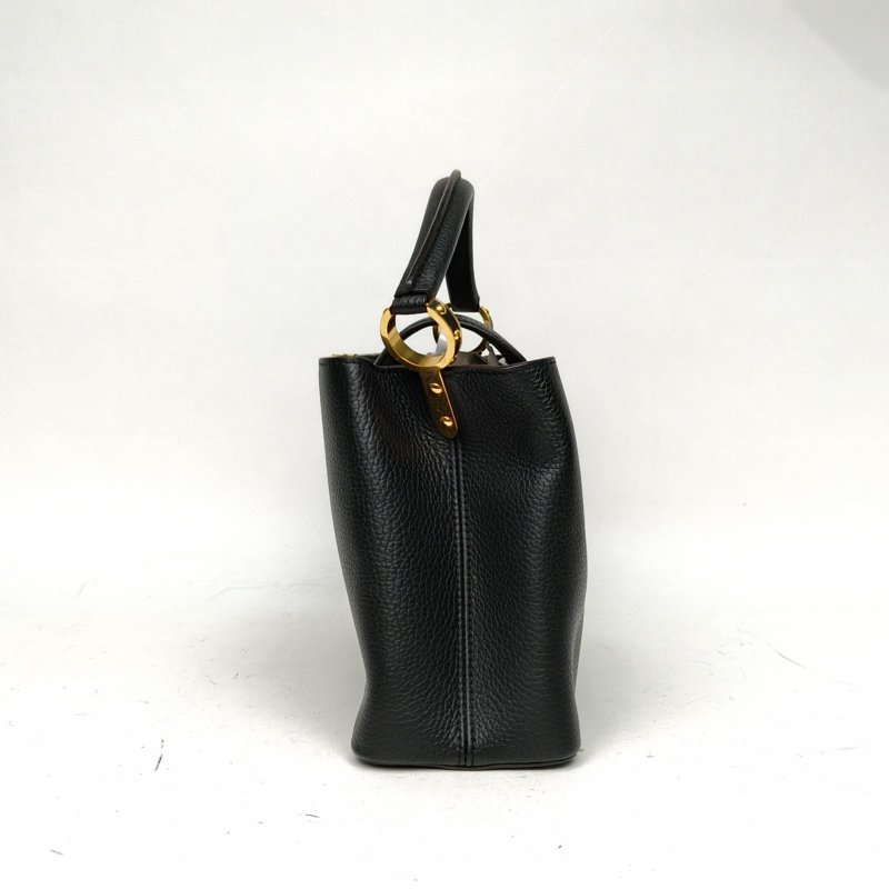 LOUIS VUITTON Capucines小號31.5黑色牛皮金扣2016肩背包-1