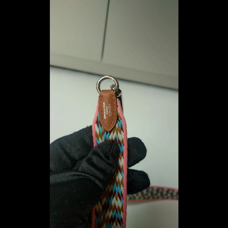 Hermes 銀釦粉邊咖白藍編織布背帶-5
