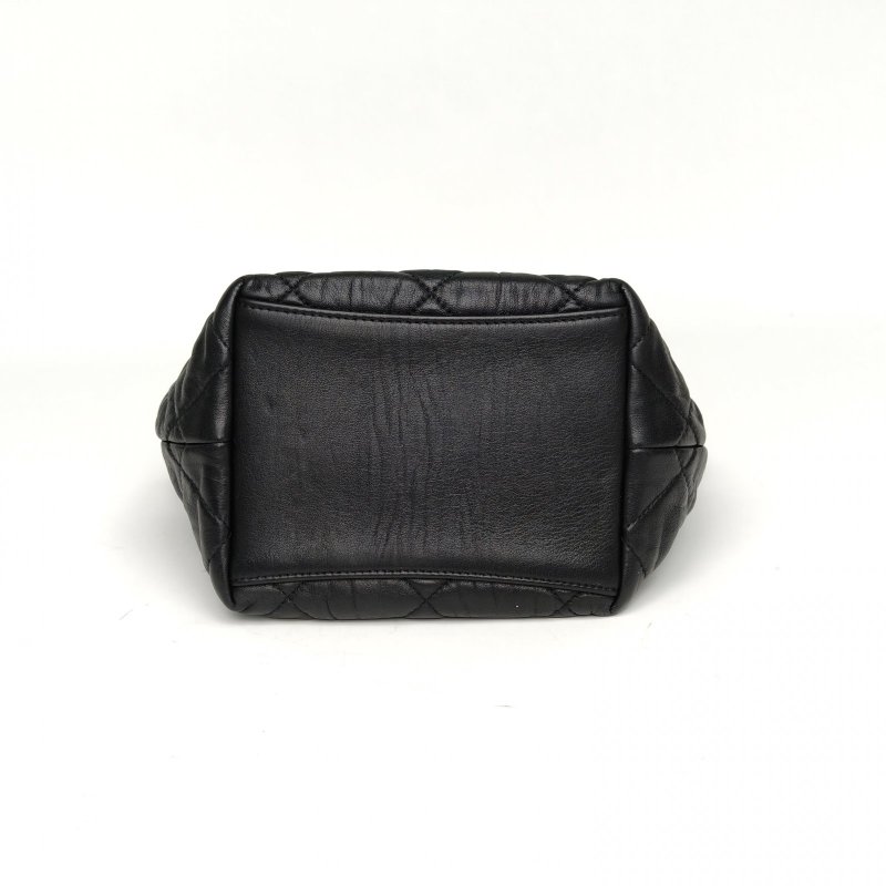 CHANEL 黑色羊皮31開金扣21K飯盒包hobo腋下包肩背包-4