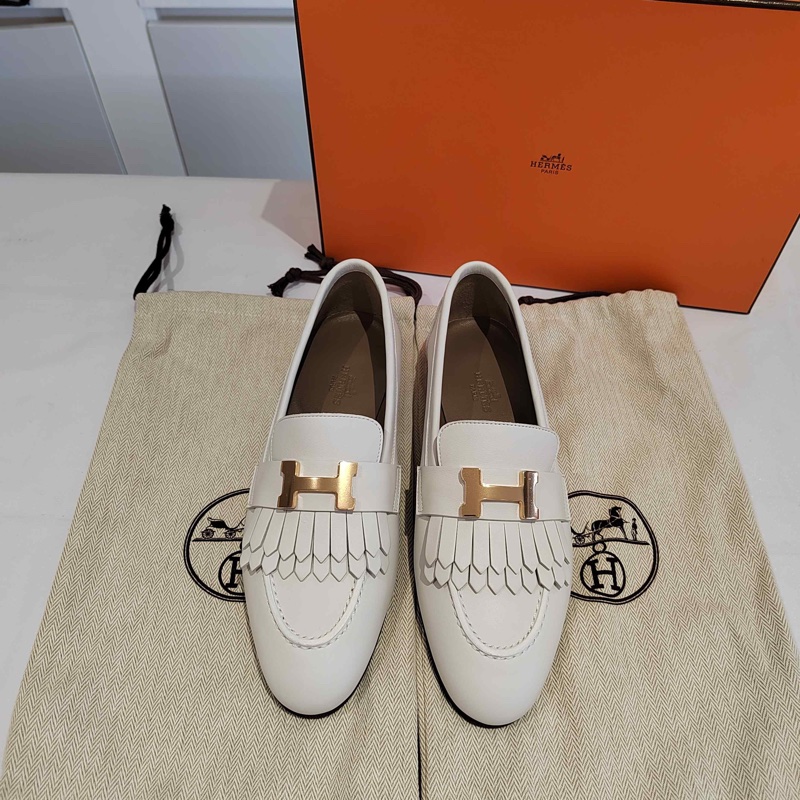 閒置新愛馬仕HERMES 康康扣白流蘇法式復古樂福鞋-0