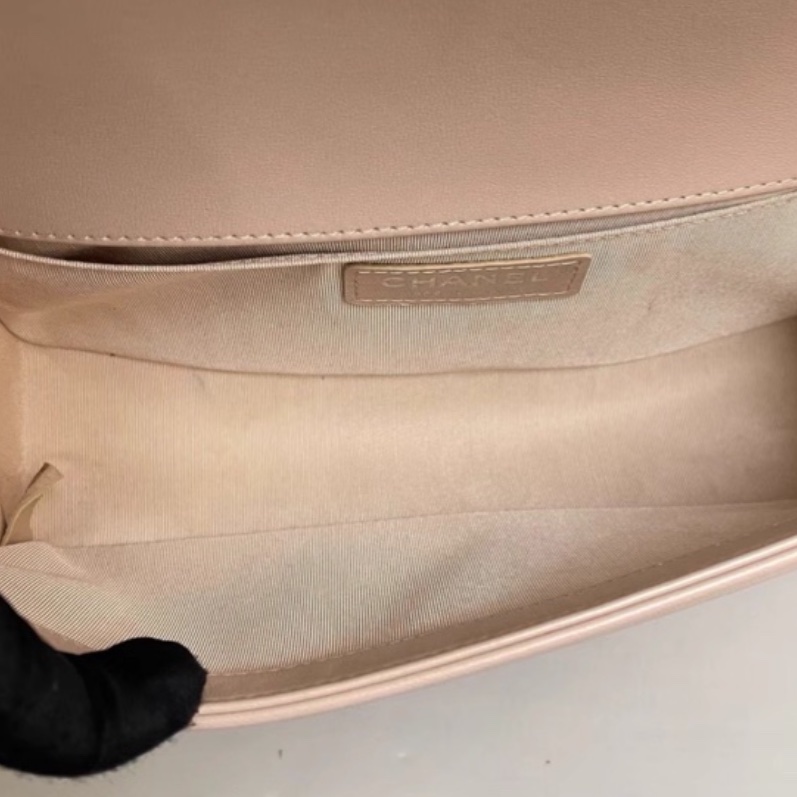 CHANEL香奈兒銀扣菱格紋牛皮中號LEBOY單肩斜挎包🌸香奈兒藕粉色-19