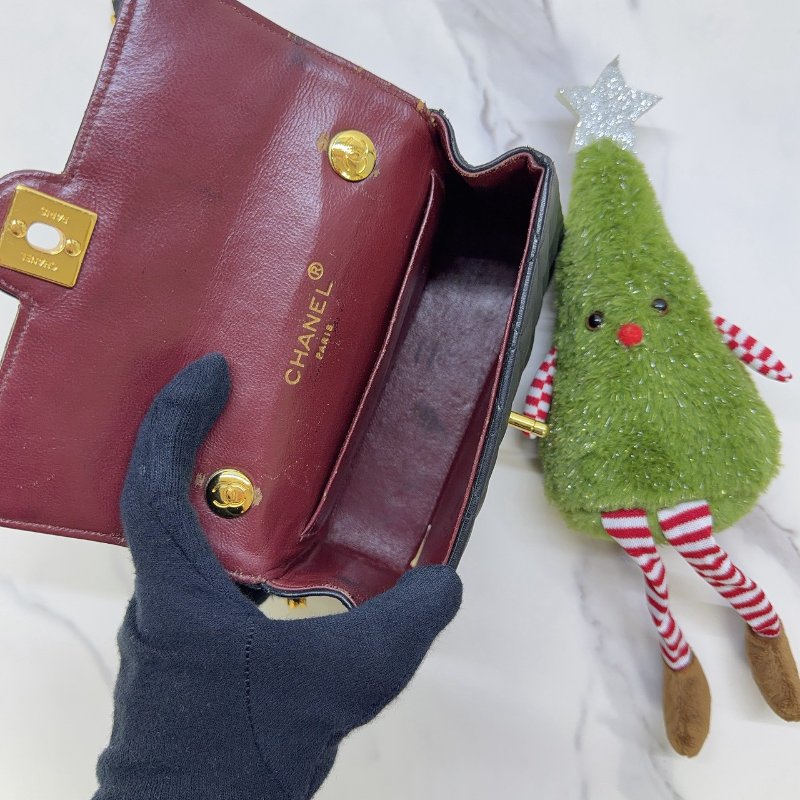 CHANEL vintage迷你圓扣菱格方胖鏈帶包-5