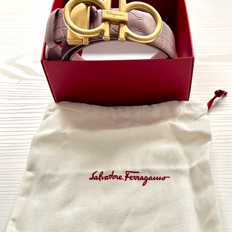 Salvatore Ferragamo 經典女用皮帶-1
