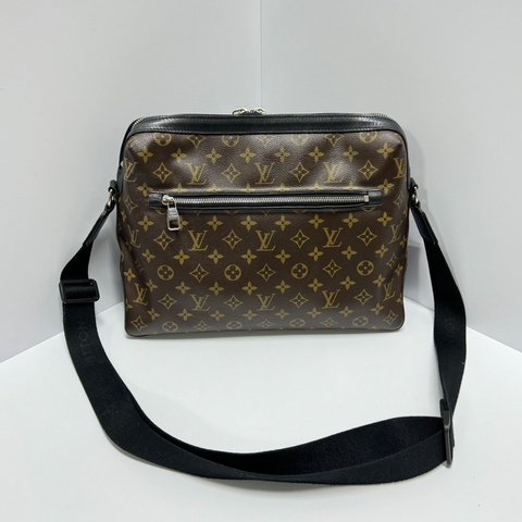 【超級新！】 LV Monogram 經典老花 郵差包 （專櫃106,000）
