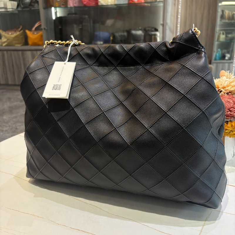 *SHIHNA名牌精品* TORY BURCH 菱格雙鍊帶小牛皮束口肩背包-2