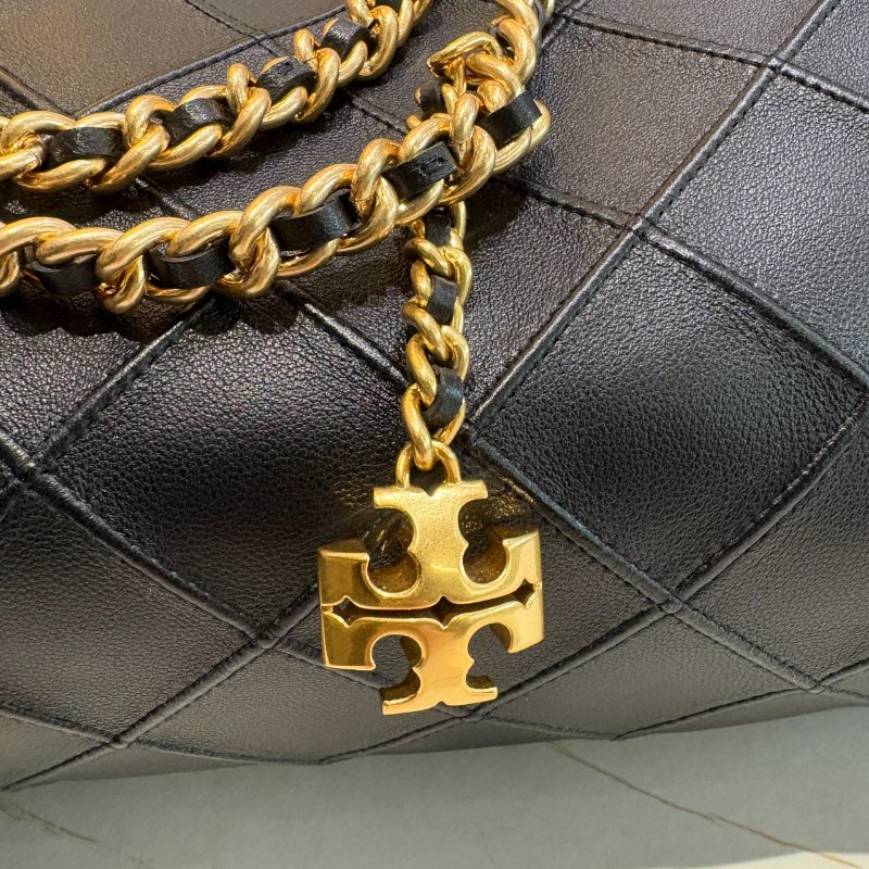 *SHIHNA名牌精品* TORY BURCH 菱格雙鍊帶小牛皮束口肩背包-8