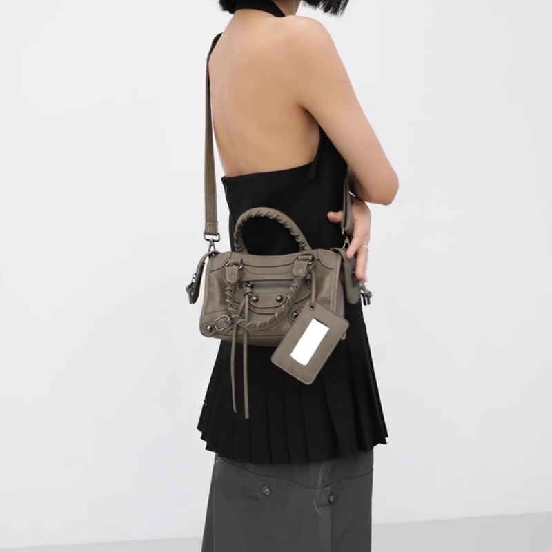 Balenciaga 迷你羊皮銀扣機車包-1