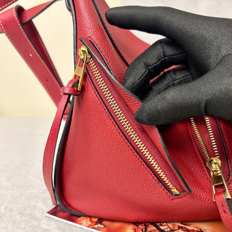 Loewe Hammock 吊床包小號斜背包手提包-30