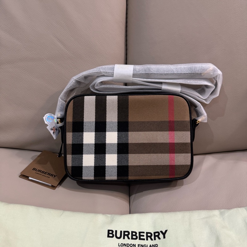 Burberry 巴寶莉 格紋相機包/斜背包/黑色款/全新閒置美品-0
