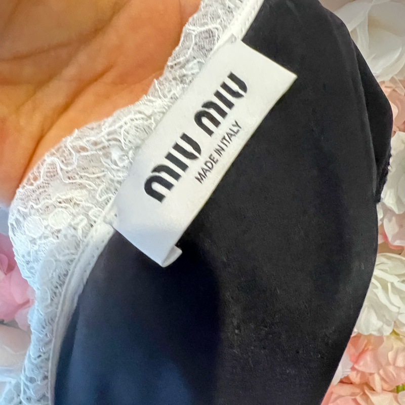 Miumiu絲絨上衣42碼-3