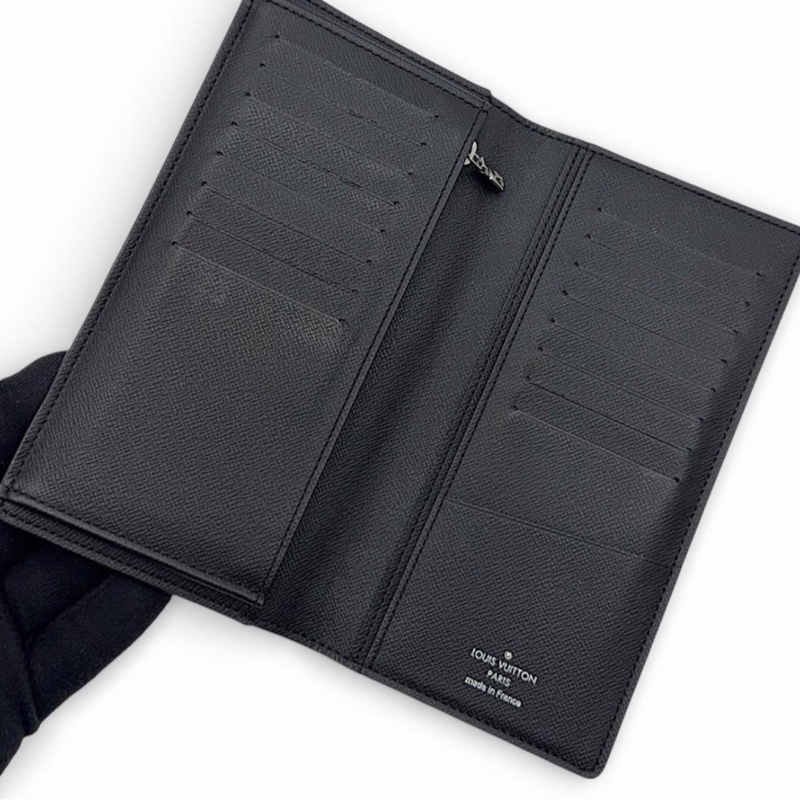 Louis Vuitton 路易威登Taiga系列Portefeuille Brazza長版皮夾-2