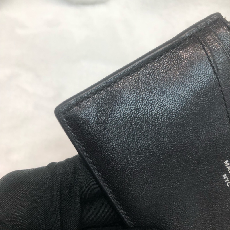 Marc Jacobs 黑色拉鏈卡包 XC430-3