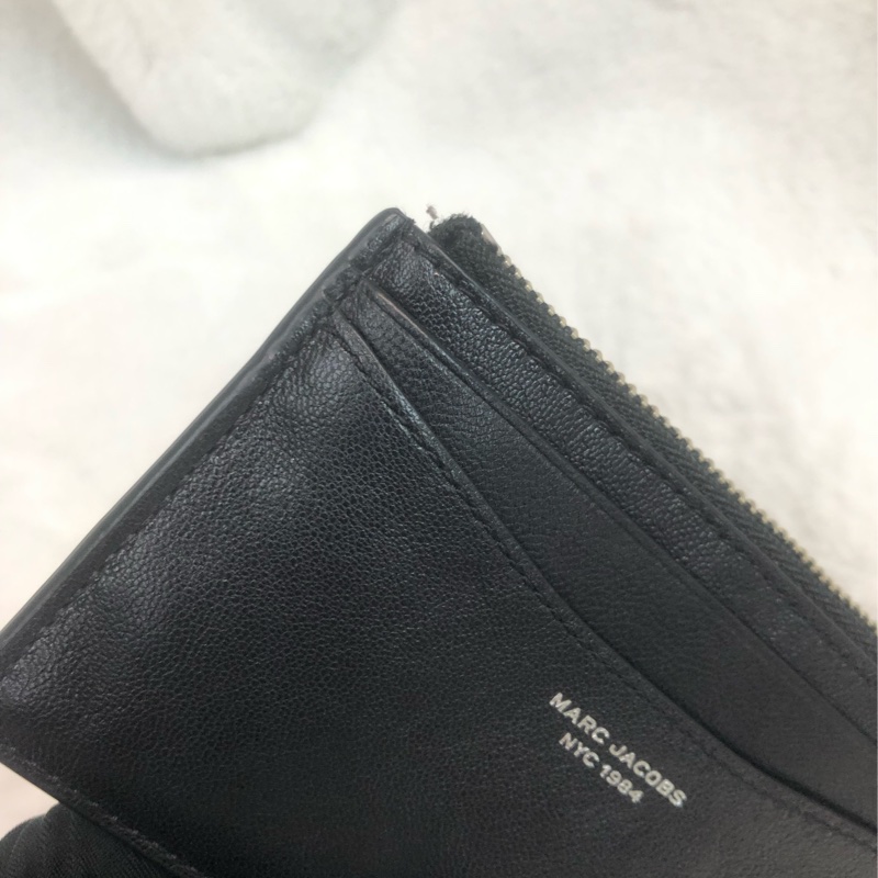 Marc Jacobs 黑色拉鏈卡包 XC430-4