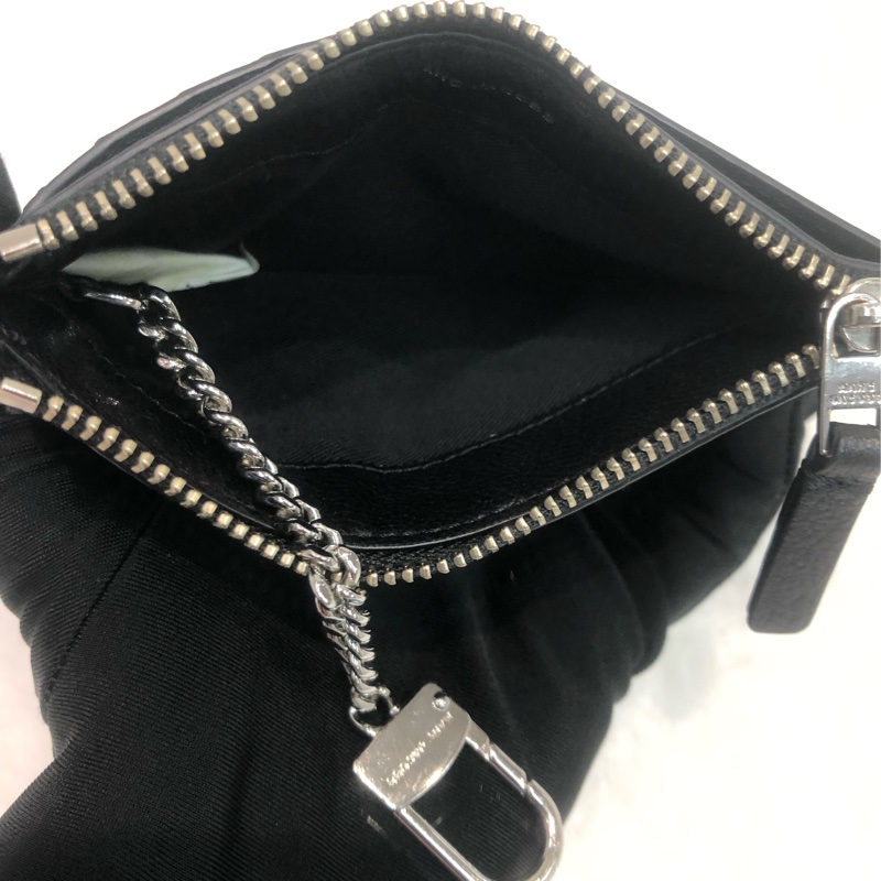 Marc Jacobs 黑色拉鏈卡包 XC430-7