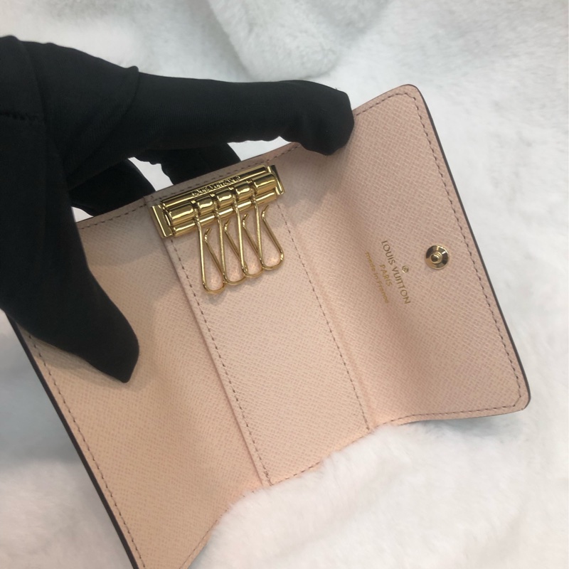 LV 老花鎖匙包 XC427-7