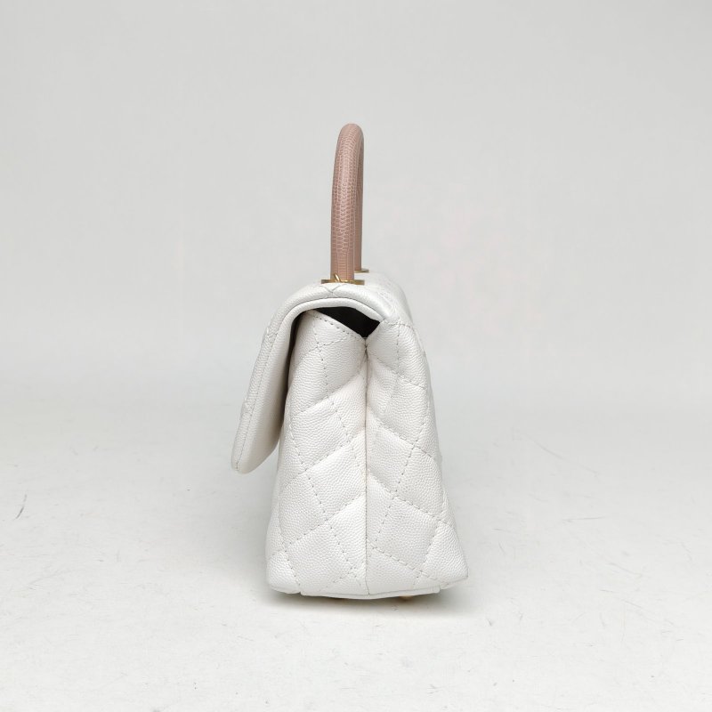 CHANEL CocoHandle小號白色荔枝牛皮27開蜥蜴皮手柄肩背包-1