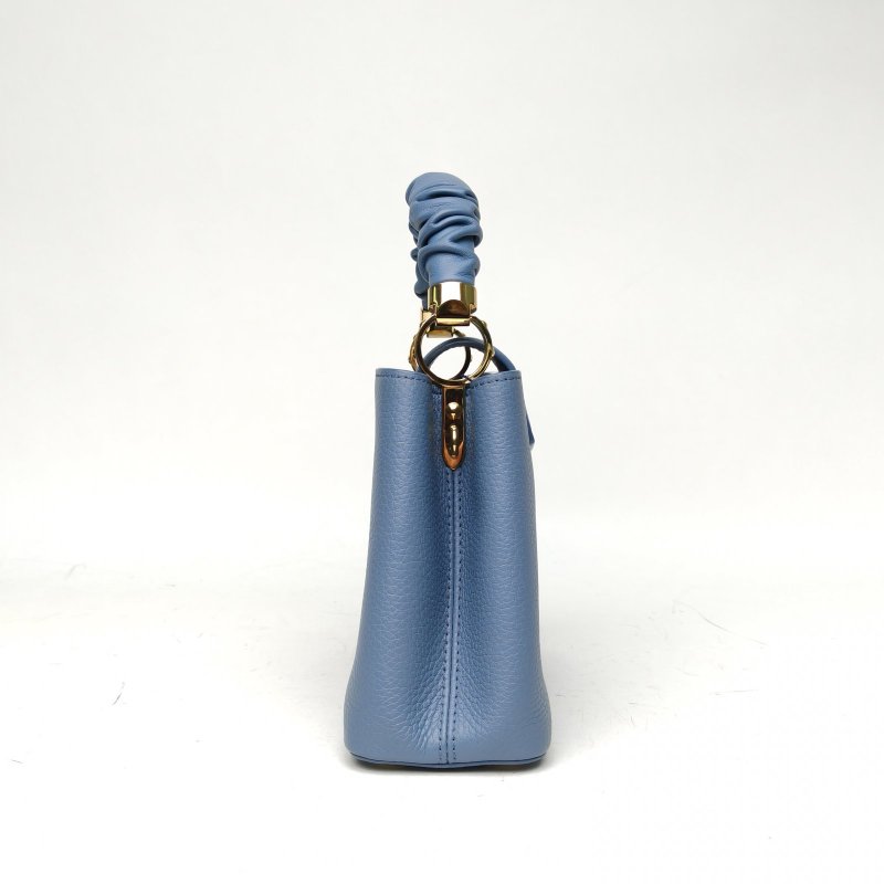 LOUIS VUITTON CapucinesBB27藍色牛皮金扣晶片肩背包-1