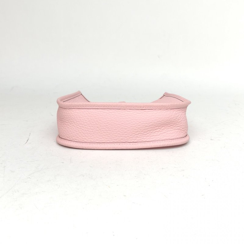 HERMES EvelyneMini16新櫻花粉TC皮W刻銀扣肩背包-4