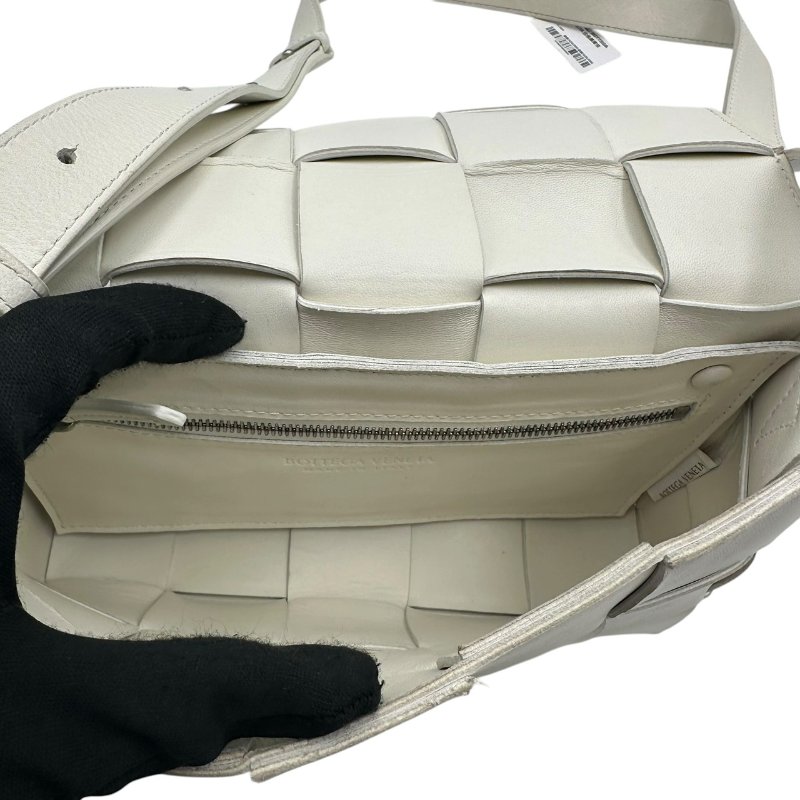 【美收精品】BOTTEGA VENETA 白色肩背包 C-344【隔月月中將轉賣至日本 上架期限30天】-10