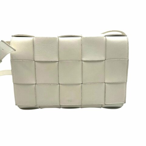 【美收精品】BOTTEGA VENETA 白色肩背包 C-344【隔月月中將轉賣至日本 上架期限30天】