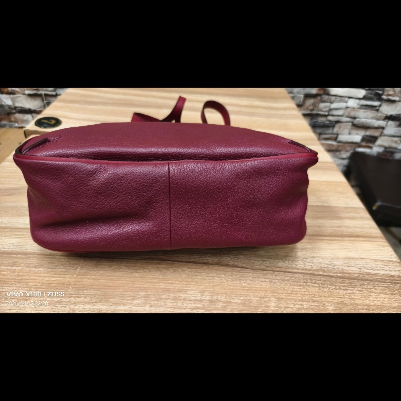 Chloé Lexa 經典酒紅荔枝紋小牛皮金屬插銷翻蓋斜背/肩揹包-8