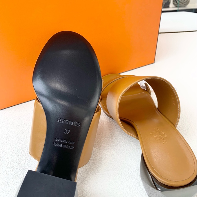 閒置新 未使用Hermès愛馬仕Cornelia 鎏金米色牛皮 粗跟涼拖鞋 尺碼：37碼 跟高：6cm 配件合格證.塵袋.盒子。-5