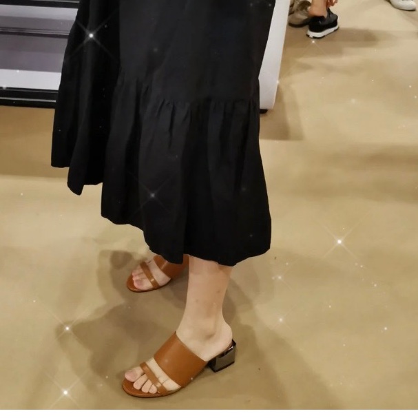 閒置新 未使用Hermès愛馬仕Cornelia 鎏金米色牛皮 粗跟涼拖鞋 尺碼：37碼 跟高：6cm 配件合格證.塵袋.盒子。-7