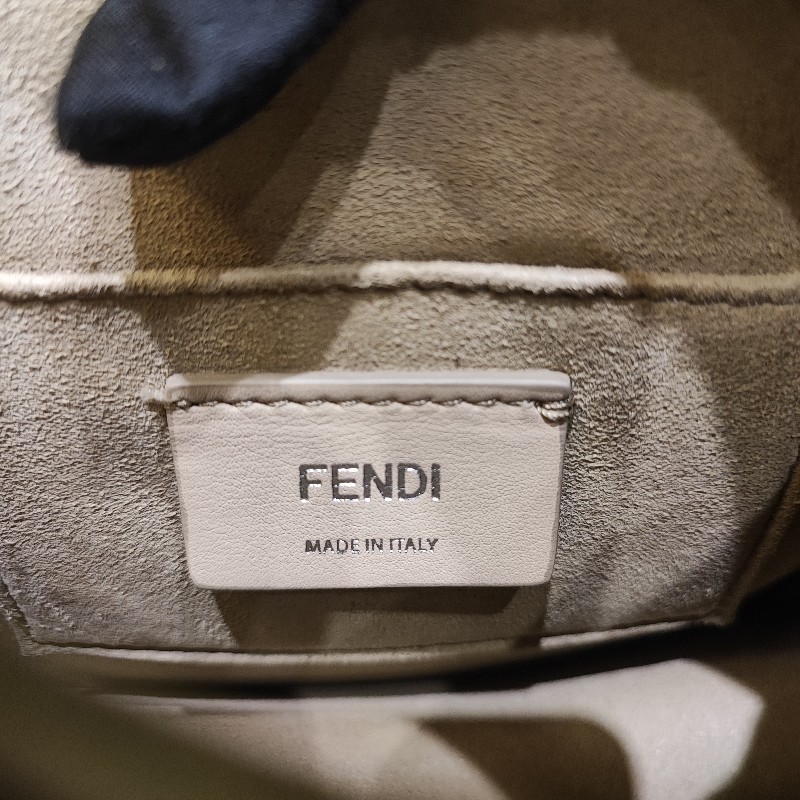 Fendi Kan I Small-12