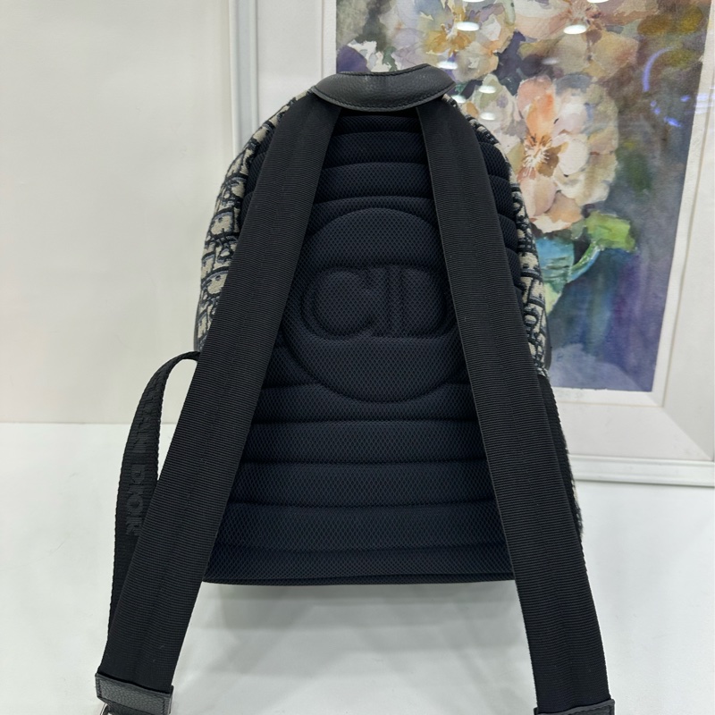 DIOR迪奧 Rider系列米黑色經典老花刺繡背包雙肩包，這個19年編碼，20年卡-1