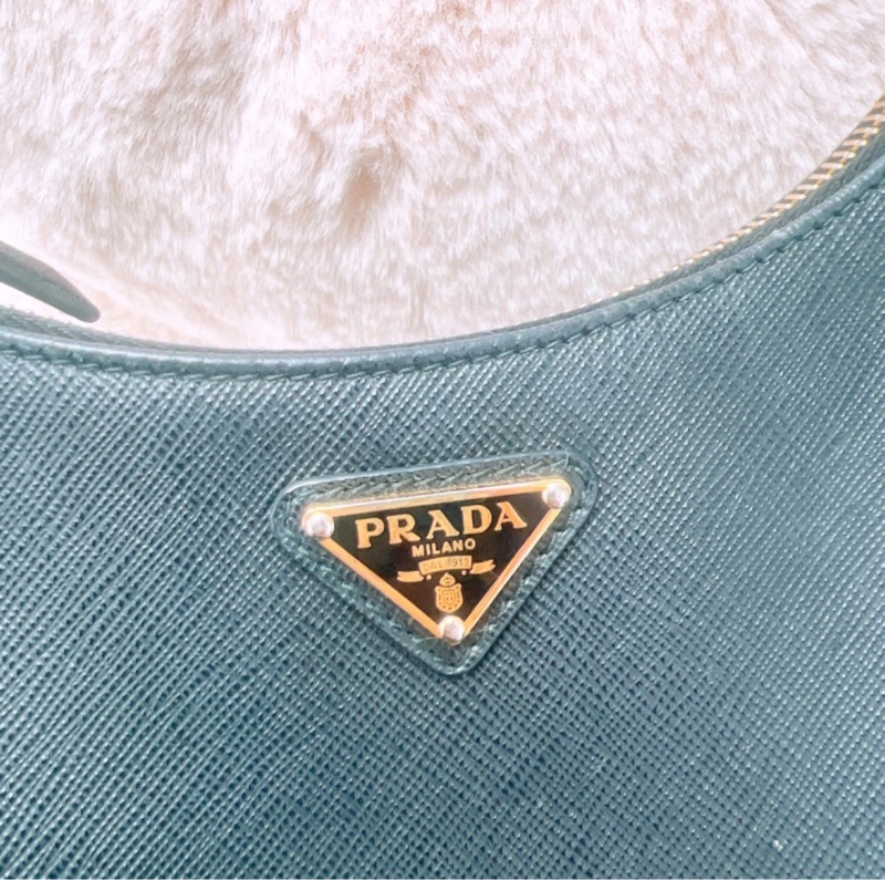 Prada 黑色兩用腋下/斜挎包-1