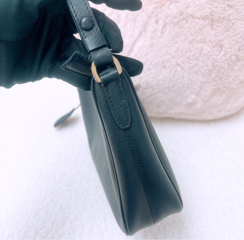 Prada 黑色兩用腋下/斜挎包-6