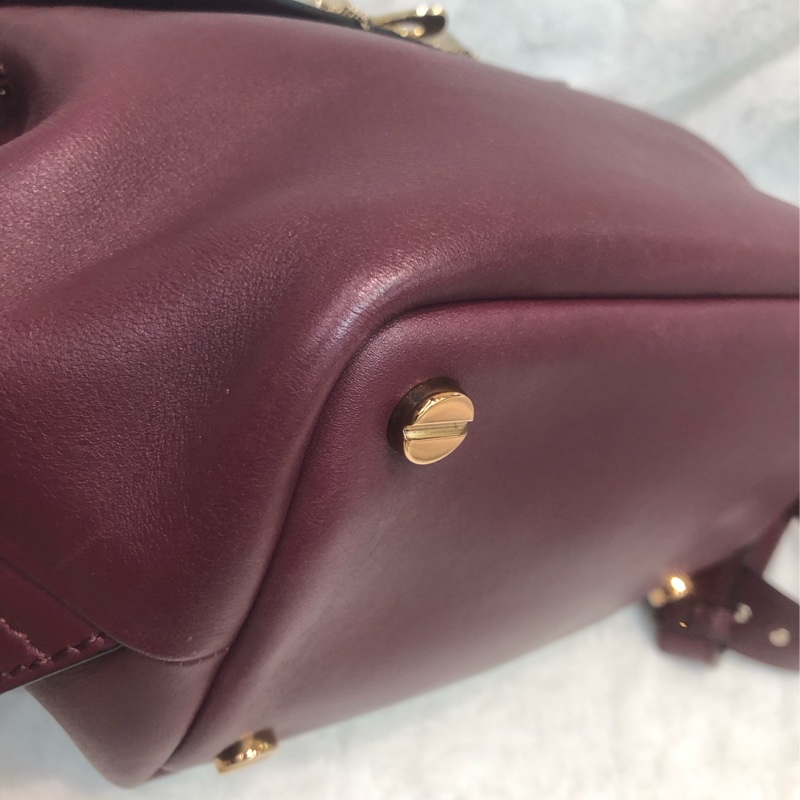 Valentino 棗紅和釘背包 XC393-11