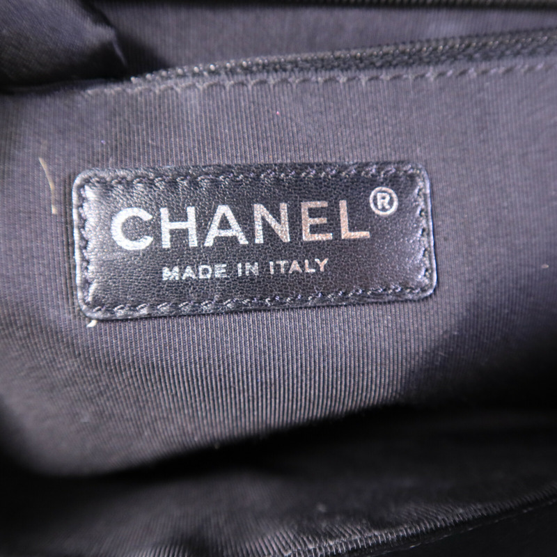 CHANEL 漆皮皮革Boy 28手挽肩背兩用袋-5