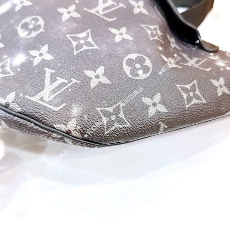 莉亞精品♡ LV 星空腰包 二手-12