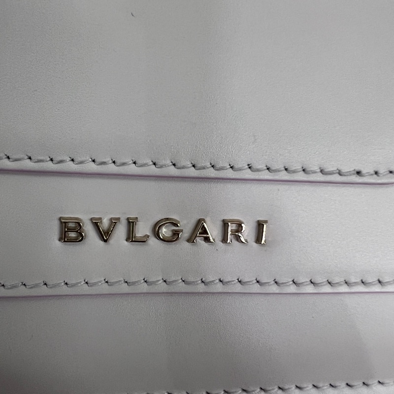 Bvlgari米白金屬色粉邊牛皮黑粉琺瑯星吊飾鏈帶肩斜背包-14