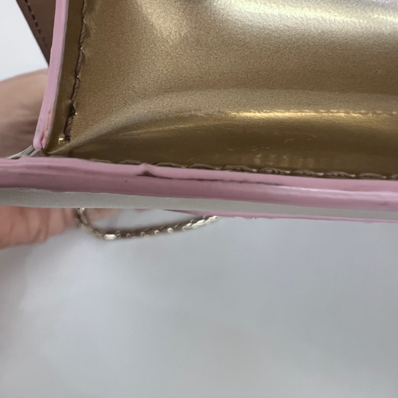 Bvlgari米白金屬色粉邊牛皮黑粉琺瑯星吊飾鏈帶肩斜背包-18